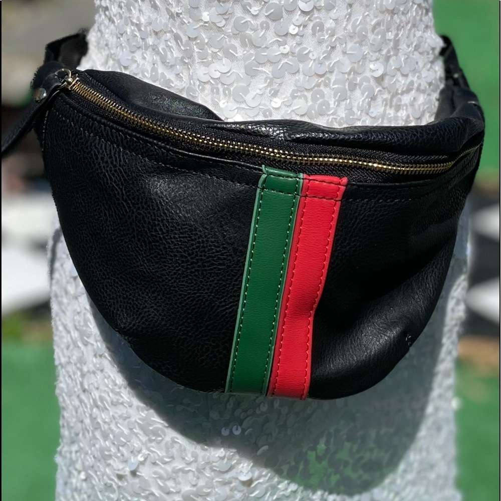 Belted Bag Green & Red Striped - Picture 4 of 7